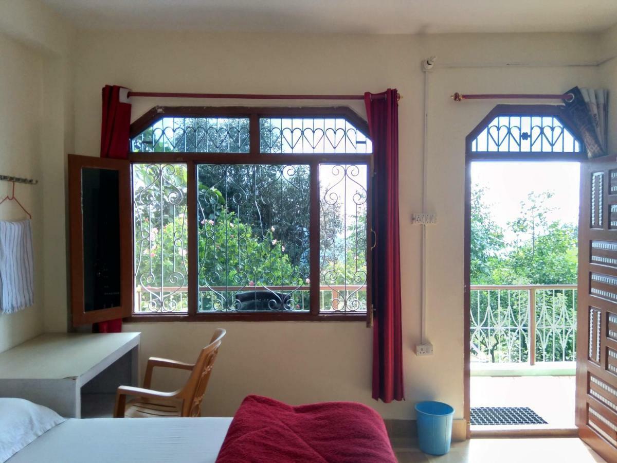 Maa Ananda Mayee Guest House Binsar Exterior foto